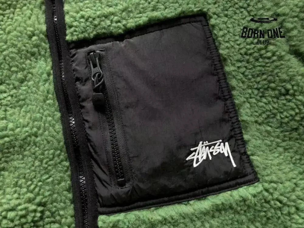 Jaqueta Stussy 8 Ball Sherpa Dupla Face