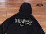 Jaqueta Supreme Nike Arc Corduroy