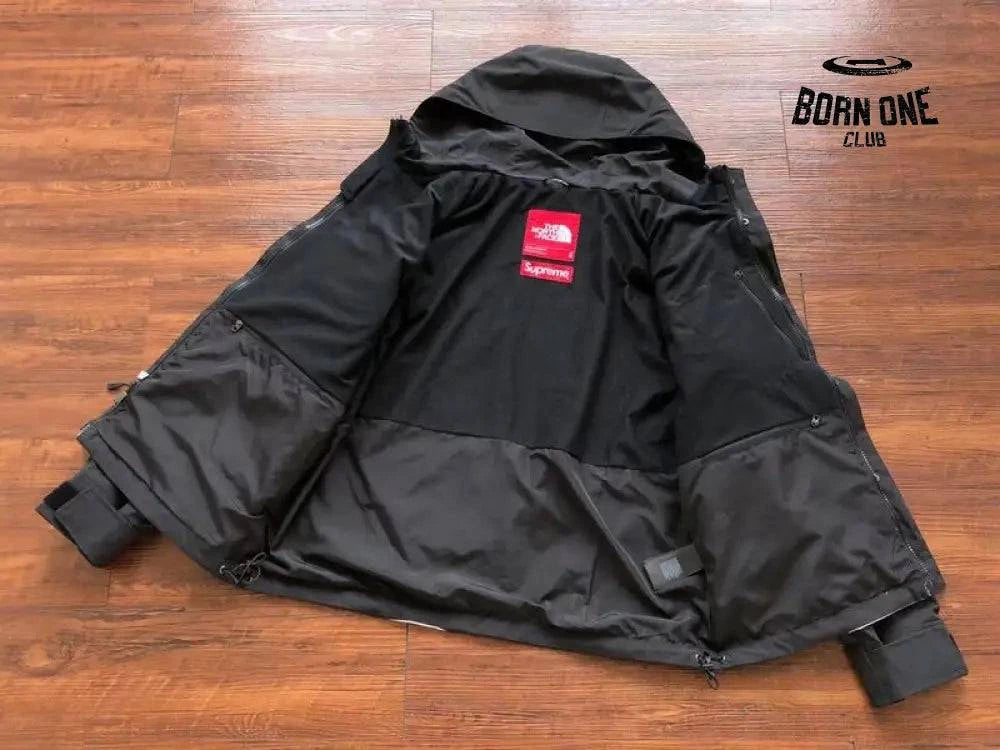Jaqueta Supreme x The North Face S Logo