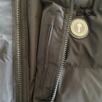 Jaqueta Trapstar Black Irongate Detachable Hood