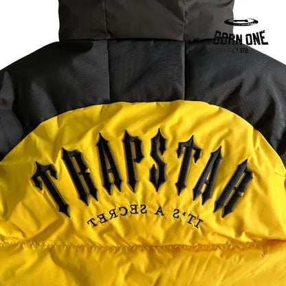 Jaqueta Trapstar Decoded Arch Puffer Black Yellow