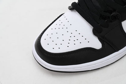 Jordan 1 Low Black White Grey 553558-040