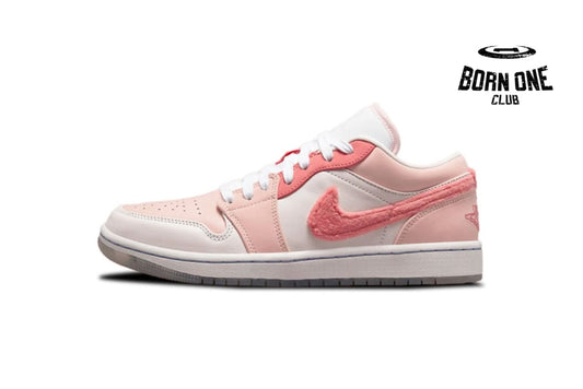 Jordan 1 Low SE Mighty Swooshers Pink DM5443-666