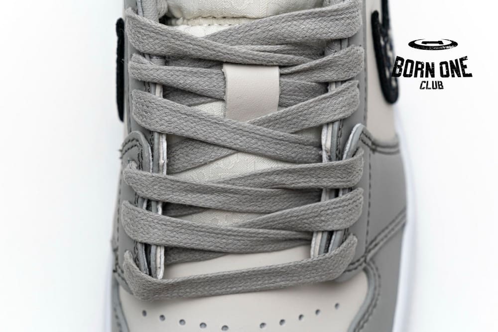 Jordan 1 Retro Low Dior CN8608-002