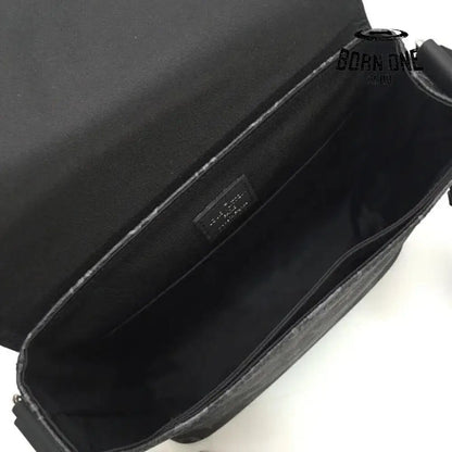 Louis Vuitton Bag Messenger District Monogram Eclipse Bolsa