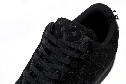 Louis Vuitton x Nike Air Force 1 Low All Black 1A9VD7