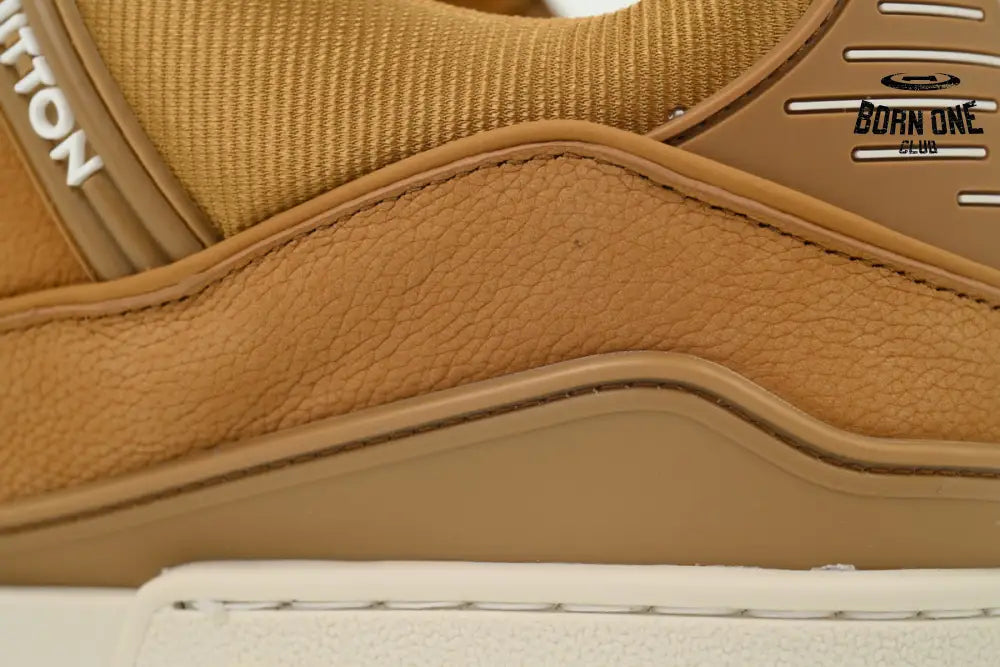 Louis Vuitton Trainer Brown White 1AD9XA