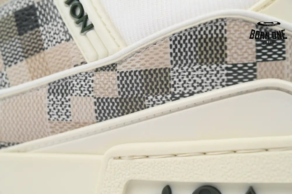 Louis Vuitton Trainer Grey White Grid