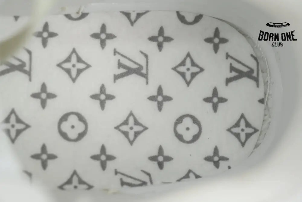 Louis Vuitton Trainer Grey White Grid