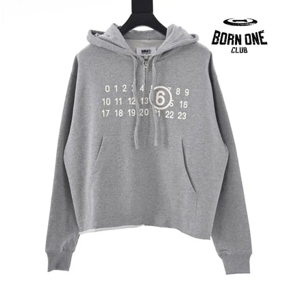 Maison Margiela Logo Print Hoodie in Grey Moletom