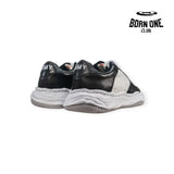 Maison Mihara Yasuhiro Wayne Sole Leather Low-top Sneaker Black White
