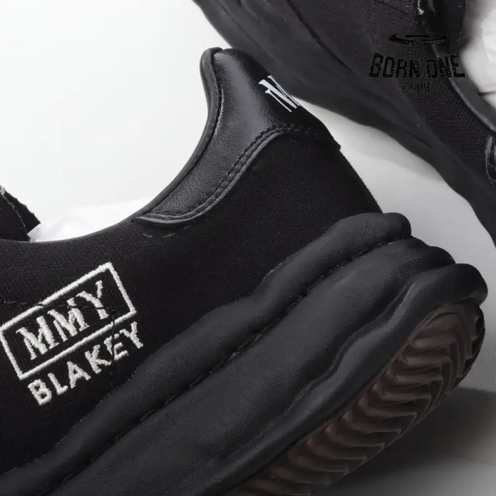 Mihara Yasuhiro All Black Blackey