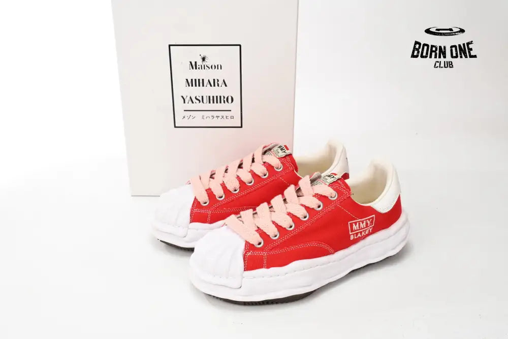 Mihara Yasuhiro White And White Red