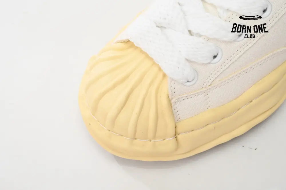 Mihara Yasuhiro White And White Yellow Black