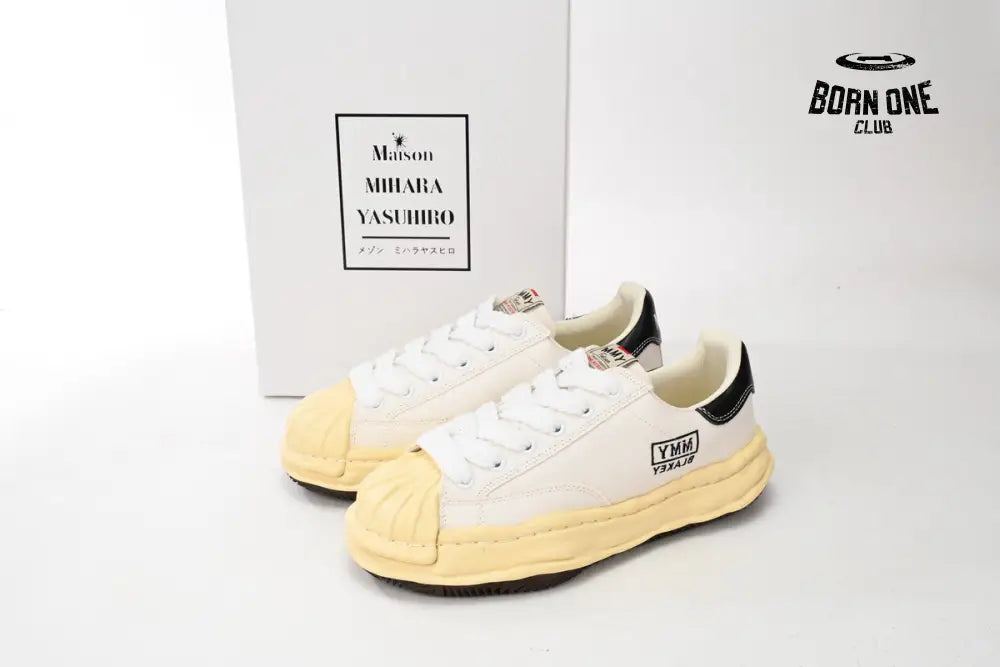 Mihara Yasuhiro White And White Yellow Black