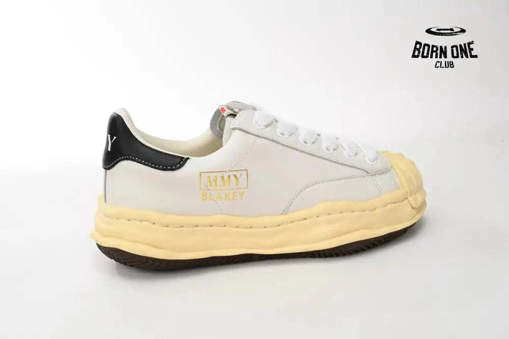 Mihara Yasuhiro White And White Yellow Black Tail