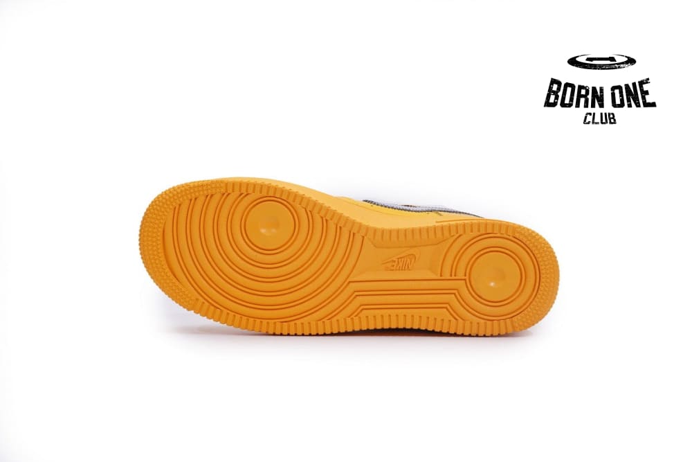 Nike Air Force 1 Low OFF-WHITE University Gold Metallic Silver DD1876-700