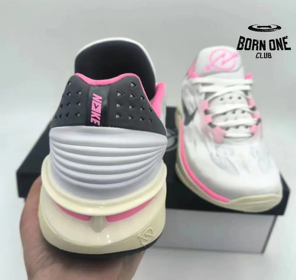 NIKE AIR ZOOM G.T. CUT 2 x COCONUT MILK PINK SPELL
