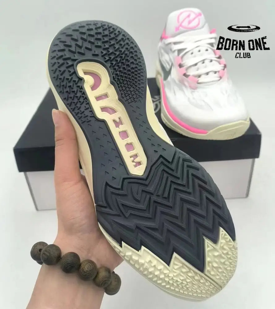 NIKE AIR ZOOM G.T. CUT 2 x COCONUT MILK PINK SPELL