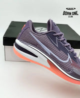 NIKE AIR ZOOM G.T CUT x VIOLET CRIMSON