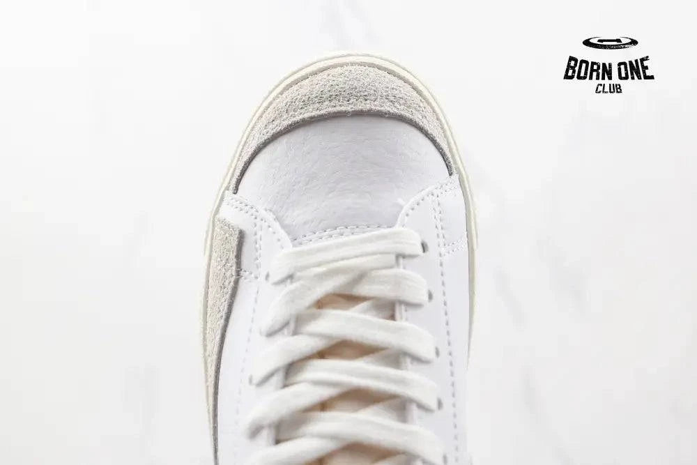 Nike Blazer Mid 77 White Pine Green Nike Blazer Mid 77 White Pine Green