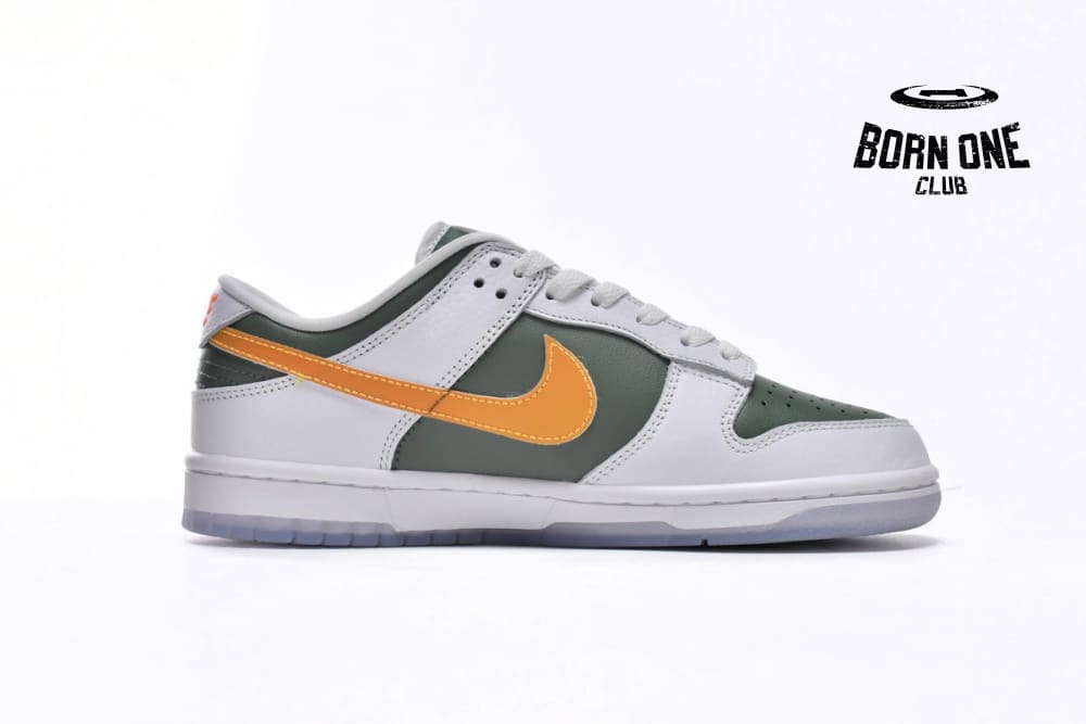 Nike Dunk Low SE NY vs. NY DN2489-300
