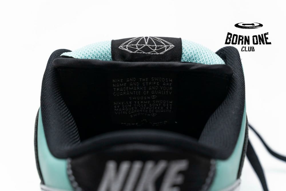 Nike Dunk SB Low Diamond Supply Co. Aqua Blue 304292-402