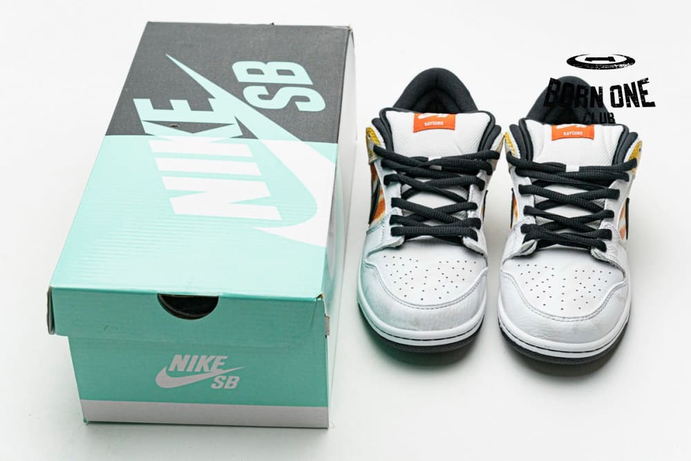 Nike Dunk SB Low Raygun Tie-Dye White BQ6832-101
