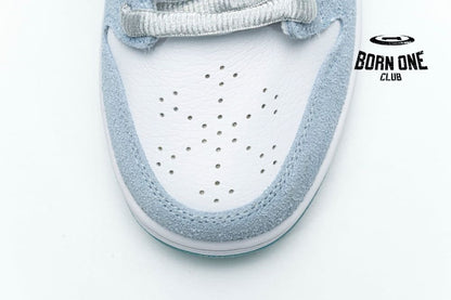 Nike Dunk SB Low Sean Cliver DC9936-100