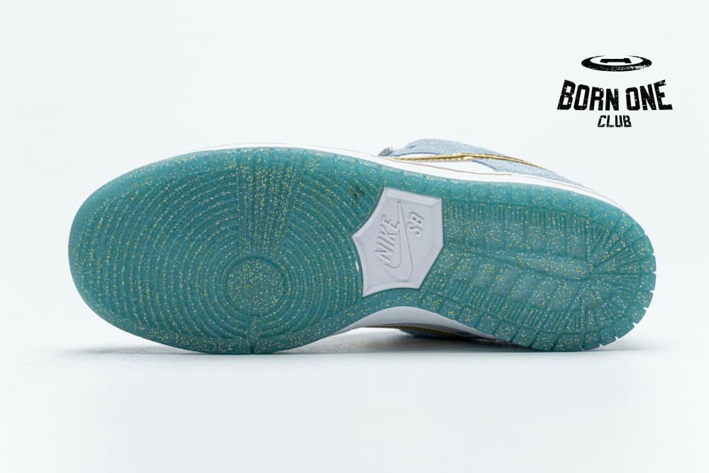 Nike Dunk SB Low Sean Cliver DC9936-100