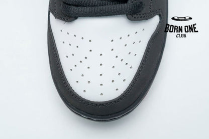 Nike Dunk SB Low Staple Panda Pigeon BV1310-013