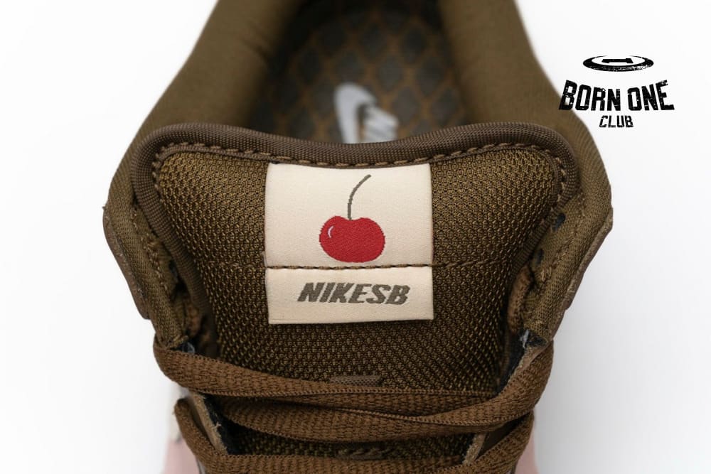 Nike Dunk SB Low Stussy Cherry 304292-671