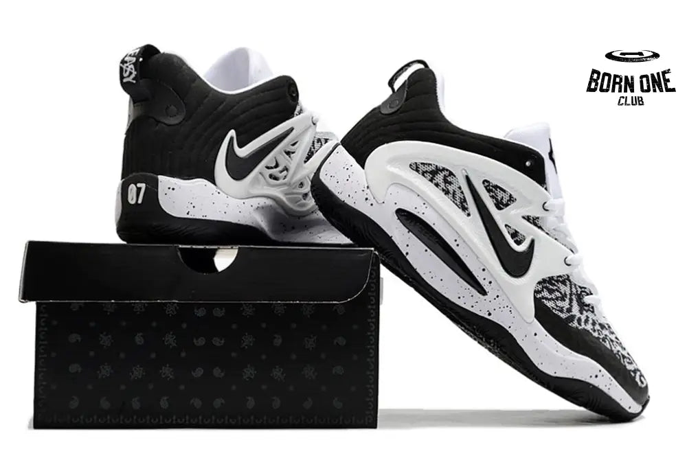 NIKE KD 15 TB x WHITE BLACK