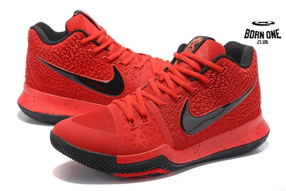 NIKE KYRIE 3 x THREE POINT CONTEST CANDY APPLE
