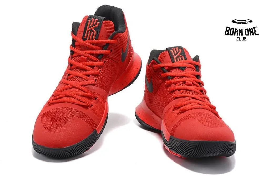 NIKE KYRIE 3 x THREE POINT CONTEST CANDY APPLE