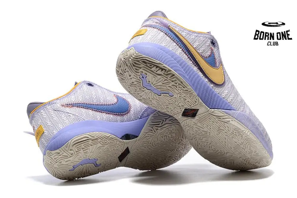NIKE LEBRON 20 x VIOLET FROST