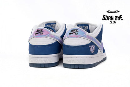 Nike SB Dunk Low Born x Raised One Block At A Time FN7819-400