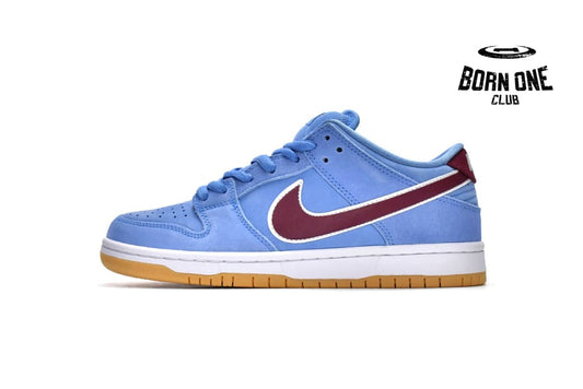 Nike SB Dunk Low Philadelphia Phillies DQ4040-400