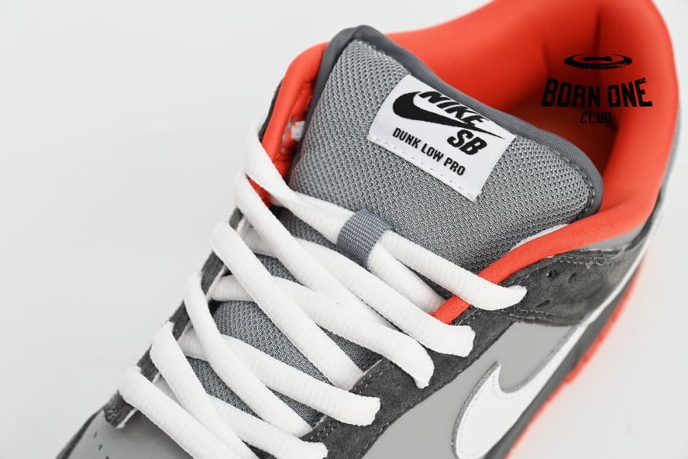 Nike SB Dunk Low Staple NYC Pigeon 304292-011