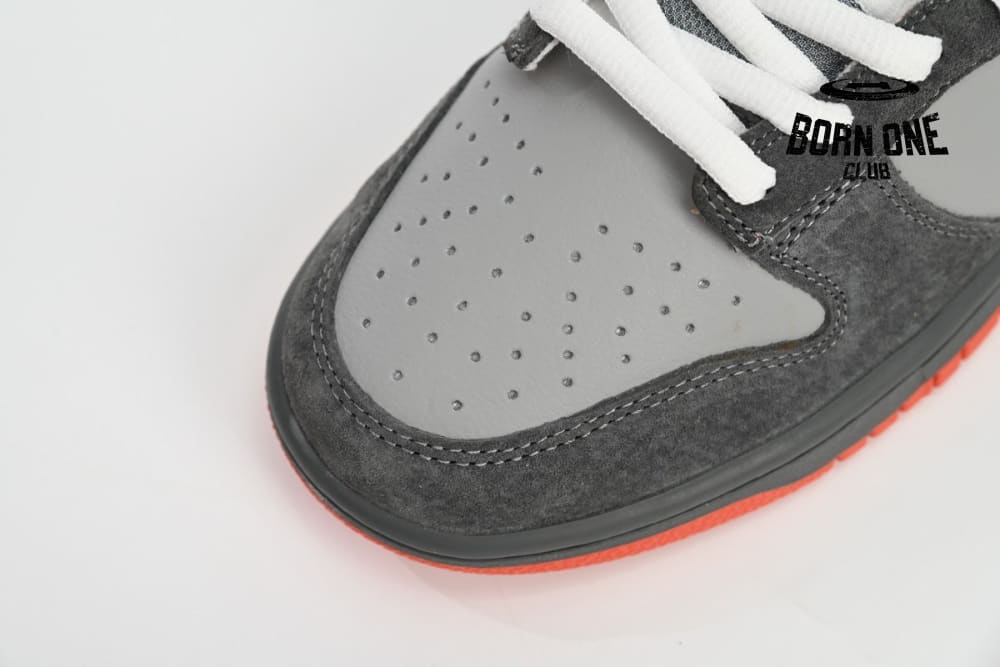 Nike SB Dunk Low Staple NYC Pigeon 304292-011
