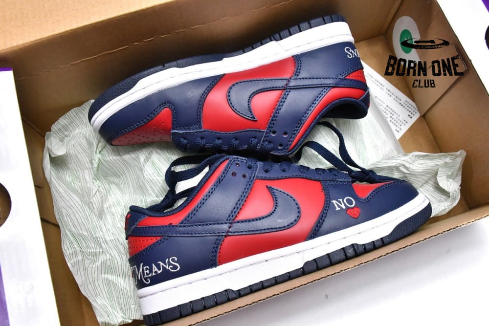 Nike SB Dunk Low Supreme By Any Mean DO7412-982