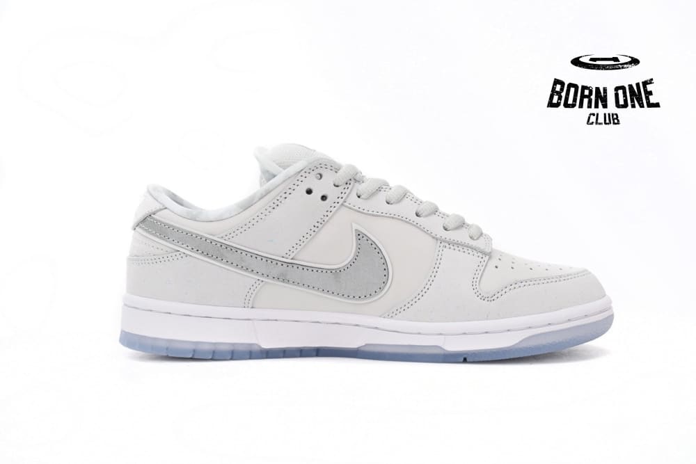 Nike SB Dunk Low White Lobster (Friends and Family) FD8776-100