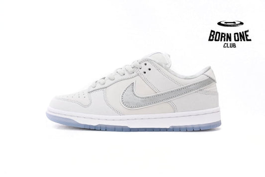 Nike SB Dunk Low White Lobster (Friends and Family) FD8776-100