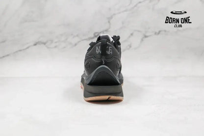 Nike Vaporwaffle Sacai Black Gum Nike Vaporwaffle Sacai Black Gum