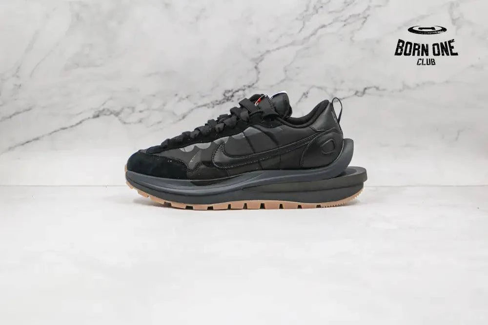 Nike Vaporwaffle Sacai Black Gum Nike Vaporwaffle Sacai Black Gum