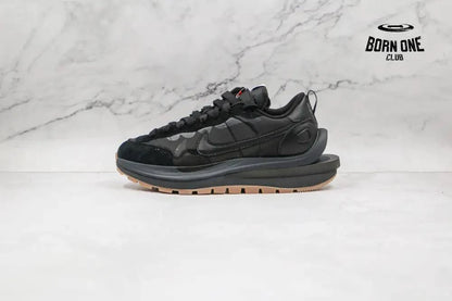 Nike Vaporwaffle Sacai Black Gum Nike Vaporwaffle Sacai Black Gum