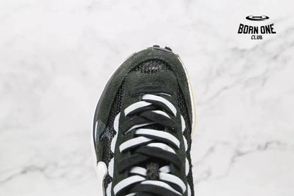 Nike Vaporwaffle Sacai Black White Nike Vaporwaffle Sacai Black White