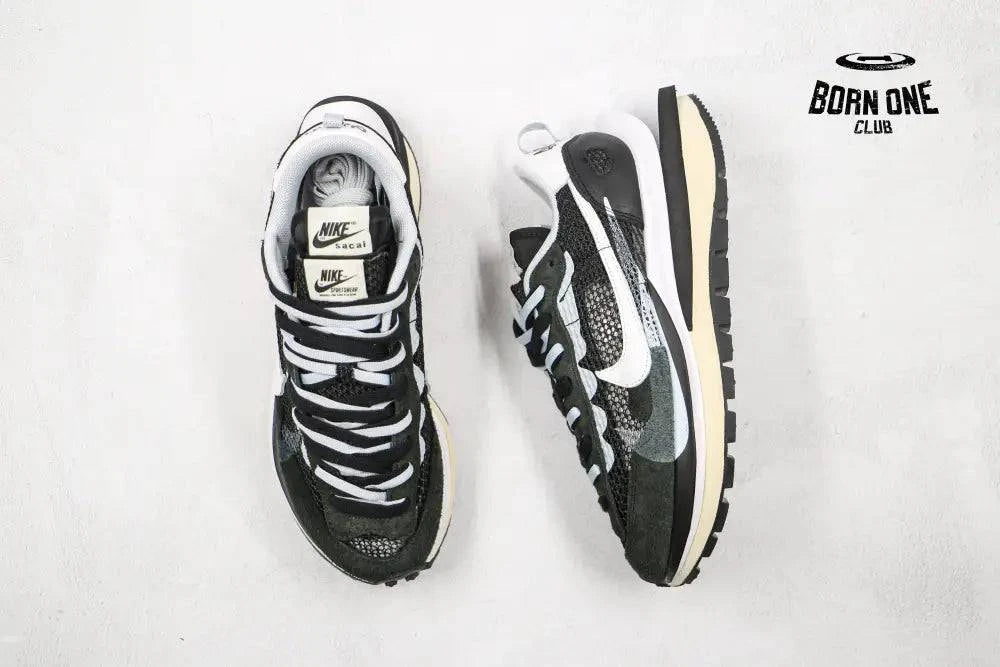 Nike Vaporwaffle Sacai Black White Nike Vaporwaffle Sacai Black White