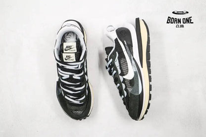 Nike Vaporwaffle Sacai Black White Nike Vaporwaffle Sacai Black White