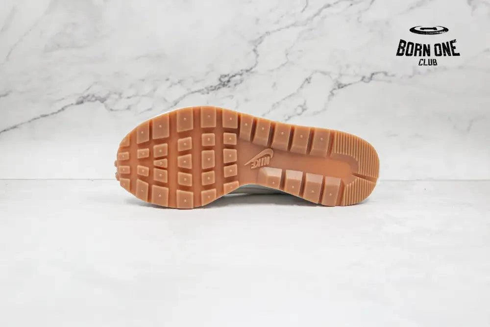 Nike Vaporwaffle Sacai Sail Gum Nike Vaporwaffle Sacai Sail Gum